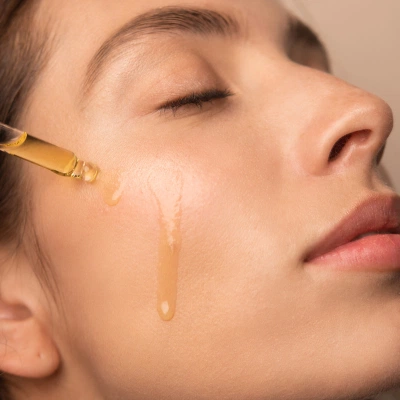 Moléculas de colágeno estimulando la piel